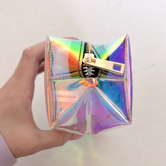 Batiste iridescent Cosmetic Bag - Picture 3 of 9